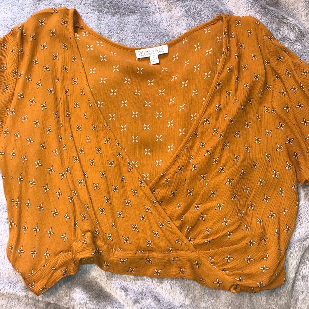 size medium cute summer shirt